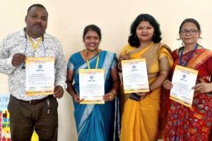 बहराइच: राज्य स्तरीय कला क्राफ्ट व पपेट्री प्रतियोगिता में शिक्षिकों ने बढ़ाया जिले का मान