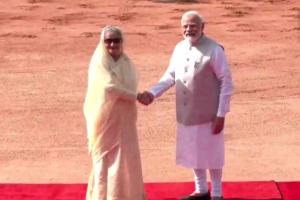 PM मोदी ने किया बांग्लादेश की प्रधानमंत्री हसीना का स्वागत, बोलीं- भारत के योगदान को कभी नहीं भूलेंगे