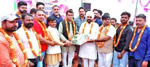 रुद्रपुर: नगर कांग्रेस महामंत्री समर्थकों के साथ भाजपा में शामिल हुए