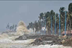 बंगाल पर दो दिन भारी, चक्रवाती तूफान में तबदील होकर ‘सितरंग’ ढा सकता है कहर