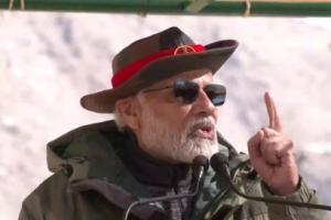 PM Modi Diwali 2022: स्वदेशी हथियार इस्तेमाल होगा तो दुश्मन का हौसला कुचल देगा जवान, PM मोदी ने बताई देश की ताकत
