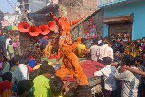 बरेली: गोवर्धन पूजा पर धूमधाम के साथ निकाली गई शोभायात्रा, झांकियां रही आकर्षण का केंद्र