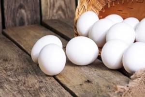 बरेली: सुबह-शाम की सर्दी शुरू होते ही अंडों के दामों में आया उछाल, जानें कितनी बढ़ीं कीमतें?