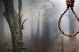 शाहजहांपुर: संदिग्ध परिस्थितियों में चांदनी के पेड़ से लटकती मिली युवक की लाश, मचा हड़कंप