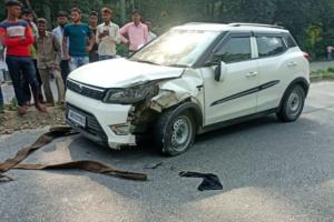 शाहजहांपुर: कार की चपेट में आकर बाइक सवार महिला की मौत, पति घायल