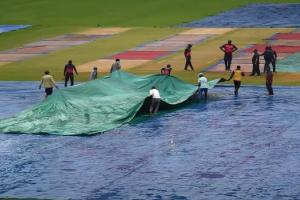 Ind Vs SA 1st ODI : अफ्रीका के खिलाफ भारत की पहले बैटिंग, घटाए गए ओवर…देखें प्लेइंग-11