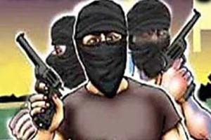 रुद्रपुर: ज्वैलर्स के घर में डकैती का प्रयास, पति और पत्नी पर किया हमला
