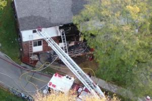 दक्षिणी विस्कॉन्सिन के एक अपार्टमेंट में आग लगने से छह लोगों की मौत