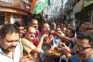 मुरादाबाद: मल्लिकार्जुन खड़गे के कांग्रेस पार्टी के अध्यक्ष निर्वाचित होने पर मनाई खुशी