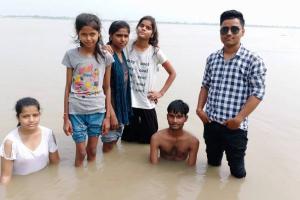कानपुर हादसा: गंगा में लापता चार किशोरियों और एक युवक का शव मिला