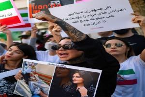 महसा अमीनी की मौत के विरोध प्रदर्शन जारी, ईरानी बलों ने फिर तेज की कार्रवाई