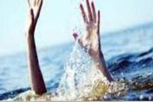 आगरा: मूर्ति विसर्जन के दौरान यमुना नदी में डूबे दो दोस्त, तलाश में जुटे गोताखोर