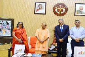 मुख्यमंत्री योगी से टाटा समूह के चेयरमैन एन. चंद्रशेखरन ने की शिष्टाचार भेंट