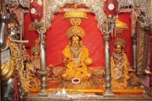 वाराणसी: श्रद्धालुओं को मां अन्नपूर्णा के दर्शन के साथ प्रसाद के रूप में वितरित किया जाएगा सिक्का