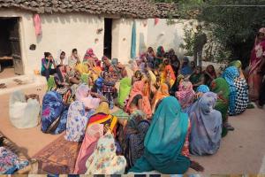 हमीरपुर: आर्थिक तंगी के चलते विवाहिता ने फंदा लगाकर दी जान, परिजनों में कोहराम