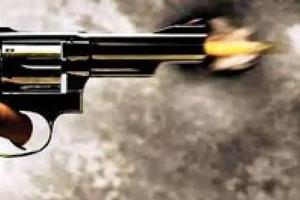 गौतम बुद्ध नगर: सुरक्षा गार्ड की बंदूक से चली गोली, युवक घायल