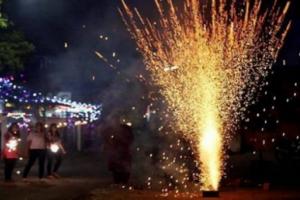 AAP ‘हिन्दू विरोधी’, दिल्ली में प्रदूषण के लिए हर साल पटाखों पर मढ़ा जाता है दोष: शहजाद पूनावाला