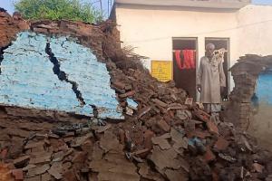 हमीरपुर: लगातार बारिश से जनजीवन अस्त व्यस्त गिरे कई मकान