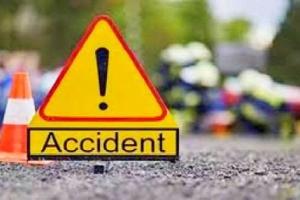 गरमपानी: दोपांखी क्षेत्र में कार दुर्घटनाग्रस्त, चालक घायल