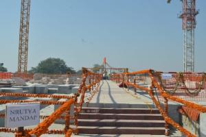 अयोध्या : ट्रस्ट ने दिखाया और बताया, कैसे आकार ले रहा राम मन्दिर का गर्भगृह