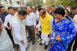 औचक निरीक्षण : पनकी मंदिर सड़क की दशा देख बिफरे पीडब्ल्यूडी मंत्री जितिन प्रसाद, जांच के आदेश