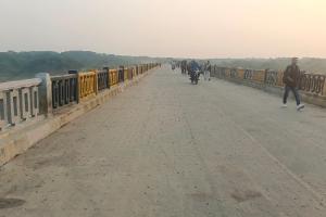 सुगम राह : चंबल पुल पर आज से गुजर सकेंगे हल्के भारी वाहन