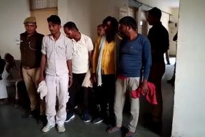 मथुरा: सवारियों को धोखे से लूटने वाले गिरोह का पर्दाफाश, सात गिरफ्तार