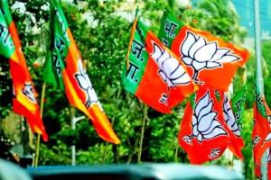 Gujarat Election: चुनाव से पहले BJP का बड़ा एक्शन, 12 बागी नेताओं को किया निलंबित