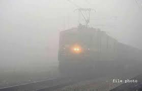 काशीपुर: ट्रेनों में लगेंगी घने कोहरे को चीरने वाली फॉग सेफ डिवाइस