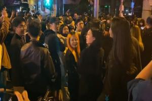 China: शिनजियांग क्षेत्र में आग के बाद कोविड प्रतिबंधों को लेकर भड़के लोग, जगह-जगह प्रदर्शन 