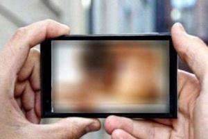चित्रकूट: छात्रा को अश्लील फोटो खिंचवाने के लिये दबाव  बना रहा था किशोर, डीएम से की शिकायत