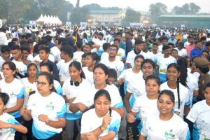 कानपुर हाफ मैराथन: गंगा बचाने को दौड़े साढ़े पांच हजार लोग, आर्मी मैन ने जीती मैराथन