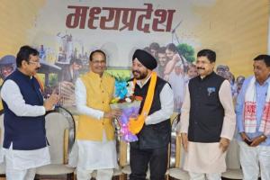 राहुल की भारत जोड़ो यात्रा के बीच कमलनाथ के कट्टर समर्थक रहे नरेंद्र सलूजा BJP में शामिल