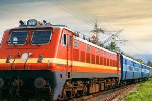 शाहजहांपुर: रोजा-बरेली पैसेंजर समेत तीन ट्रेनें रहीं रद्द, रिजर्वेशन टिकट हो रहे वापस