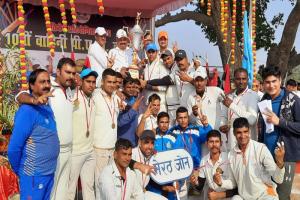 बाराबंकी: मेरठ जोन ने पीएसी मध्य जोन को 31 रनों से पराजित कर जीता मुकाबला