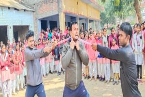 सुल्तानपुर: छात्राओं को Self Defense सिखा रहा ABVP, शोहदों को देंगी मुंहतोड़ जवाब 