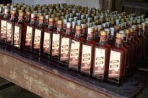 बलिया: तस्करी के जरिये बिहार जा रही 30 पेटी शराब बरामद, एक गिरफ्तार 