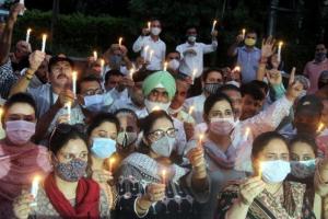 जम्मू कश्मीर में इस साल तीन कश्मीरी पंडितों सहित अल्पसंख्यक समुदायों के 14 लोग मारे गए: सरकार
