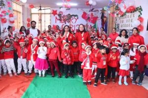 मेरठ: दिल्ली पब्लिक स्कूल में धूमधाम से मनाया गया क्रिसमस डे