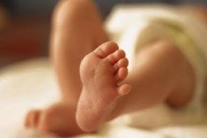 अमरोहा : महिला ने विचित्र बच्चे को दिया जन्म, सभी हैरान