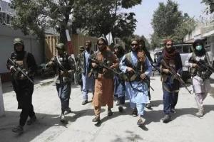तालिबान आतंकियों ने पाकिस्तान के आतंकवाद रोधी केंद्र पर कब्जा किया, पुलिसकर्मियों को बनाया... बंधक दो की मौत