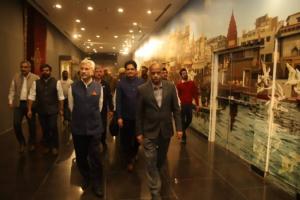वाराणसी: विदेश मंत्री ने पं. दीनदयाल उपाध्याय हस्तकला संकुल का किया निरीक्षण, अधिकारियों को दिए जरूरी निर्देश 