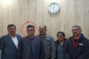 मुरादाबाद : रिश्वतखोर चकबंदी विभाग का बाबू गिरफ्तार, एंटी करप्शन टीम ने तीन हजार रुपए लेते हुए पकड़ा
