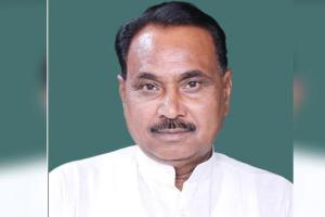 Kanpur के HBTU में MSME राज्यमंत्री भानु प्रताप वर्मा बोले- प्रदेश की अर्थव्यवस्था के लिए निवेश करें उद्यमी 