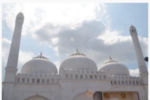 वक्फ बोर्ड की मांग: ध्वस्त होने से बचायी जायें रामपथ की मस्जिदें व मजार