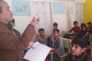 काशीपुर: विद्यालयों में भौतिक रूप से शैक्षिक स्थिति परखने के दिए निर्देश