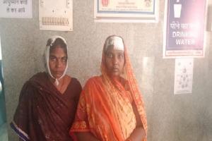 अयोध्या : भूमि विवाद में महिलाएं आपस में भिड़ी, सात घायल