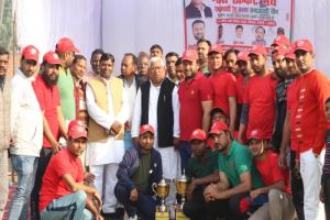 अयोध्या: समाजवादी ग्रीन ने मैत्री क्रिकेट मैच में 16 रनो से हासिल की जीत