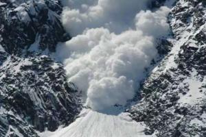 Avalanche Warning: जम्मू-कश्मीर के गुरेज में हिमस्खलन, 12 जिलों के लिए चेतावनी जारी 