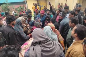सुल्तानपुर: हत्यारोपी कैदी की संदिग्ध हालात में मौत, परिजनों ने किया हंगामा 